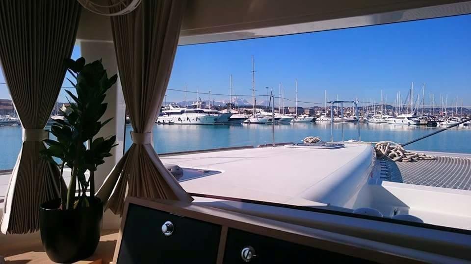 Catamarano Mauticat Hotel Pescara Exterior photo